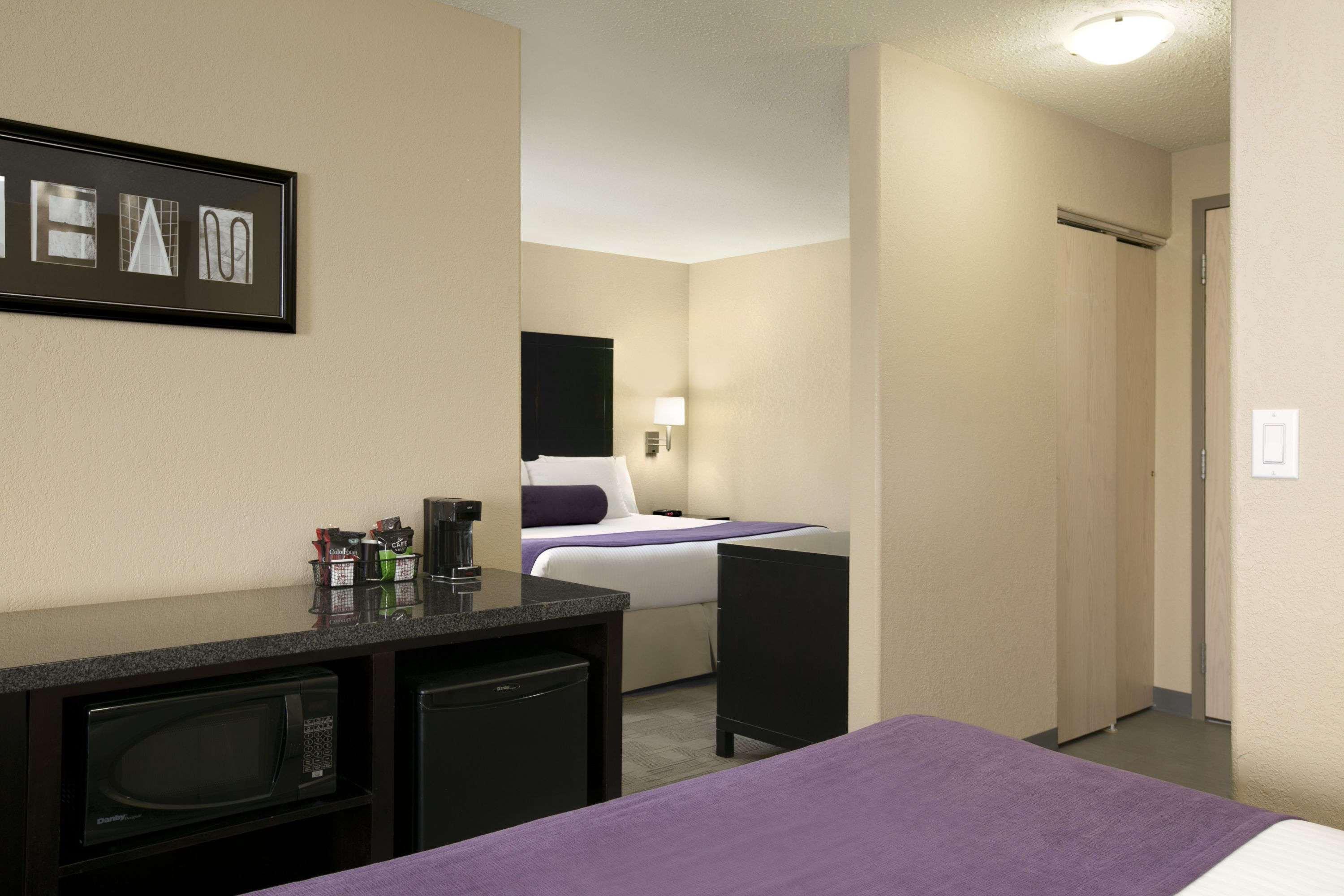 Days Inn By Wyndham Regina Extérieur photo