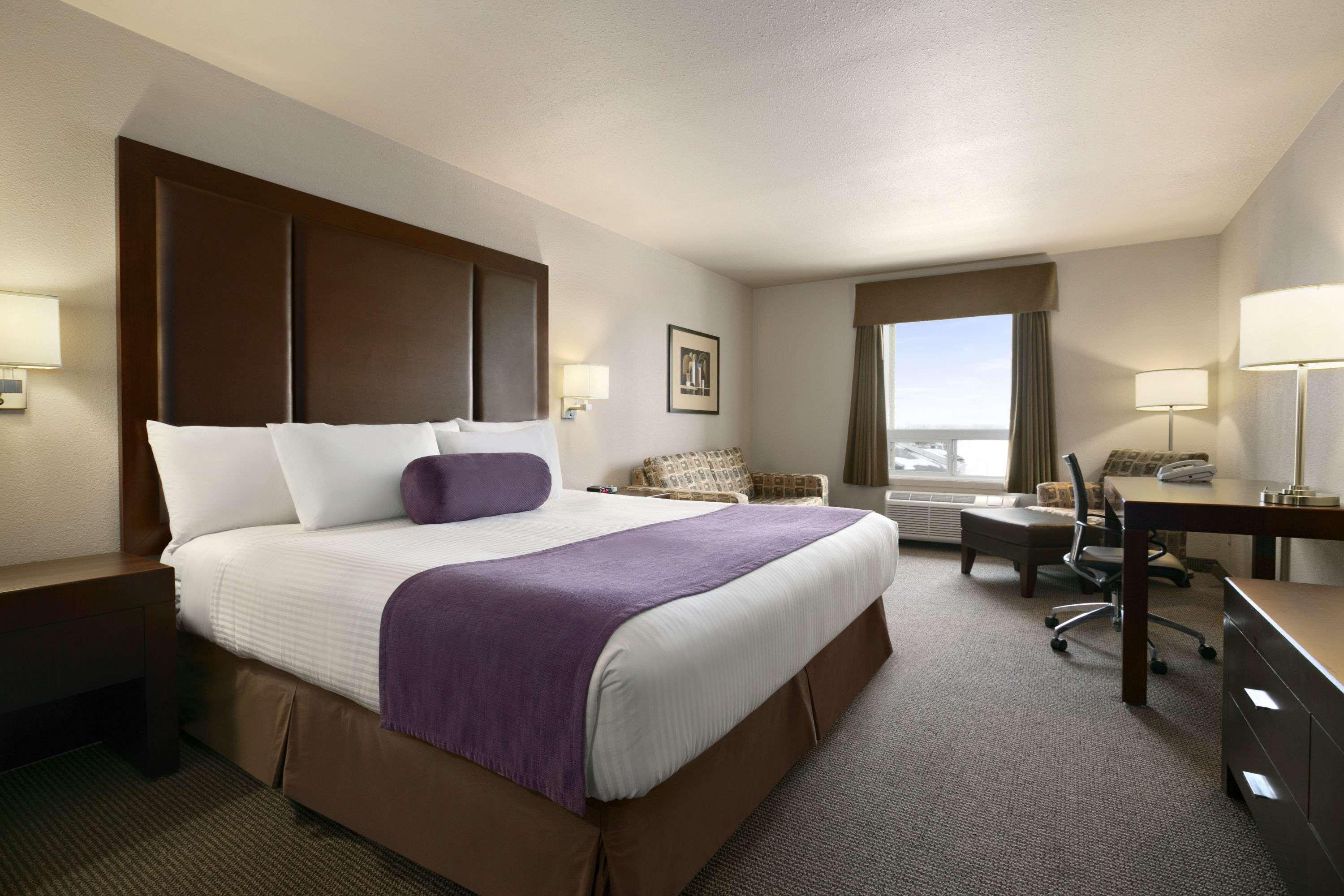 Days Inn By Wyndham Regina Extérieur photo