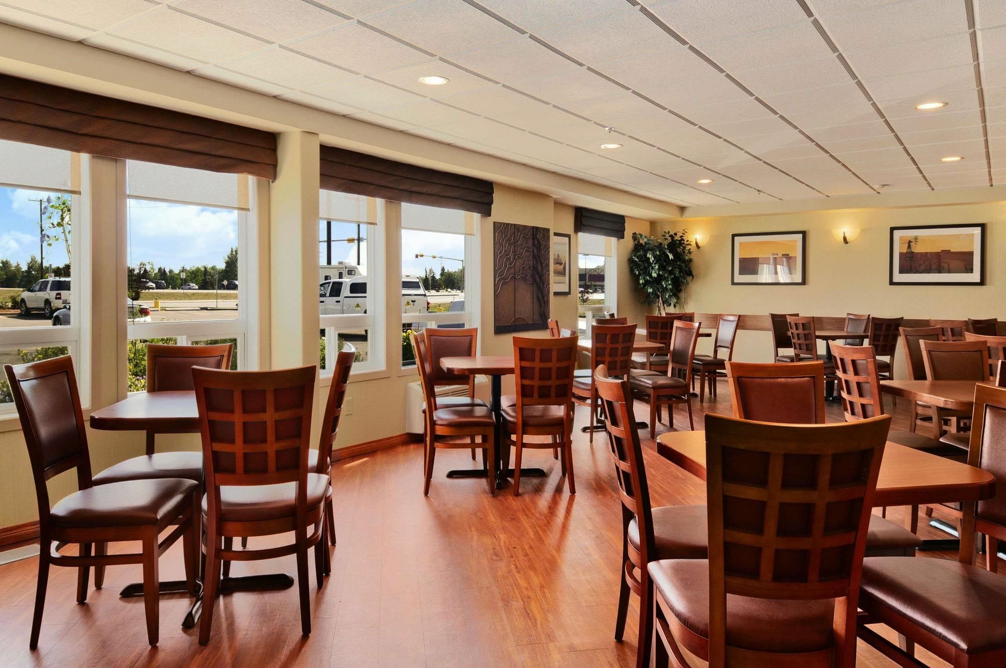 Days Inn By Wyndham Regina Extérieur photo